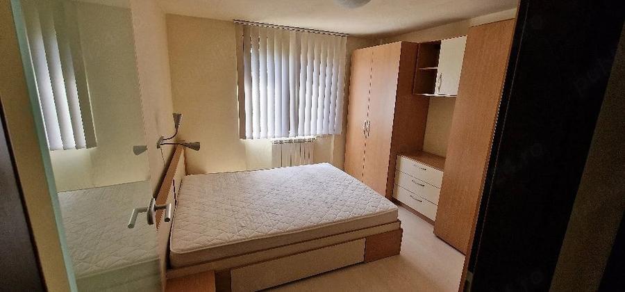 Apartament cu 3 camere decomandat, mobilat în Tipografilor