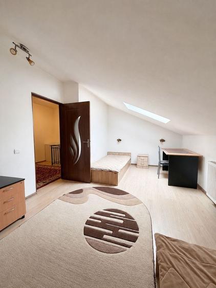Apartament cu 3 camere semidecomandat în Apahida