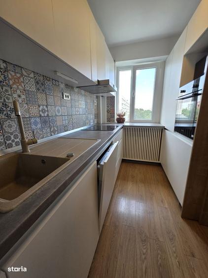 Apartament cu 3 camere în Câmpia Libertății