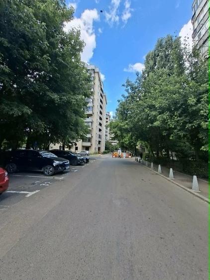 Spațiu comercial, de 64 mp, în Alexandru Obregia