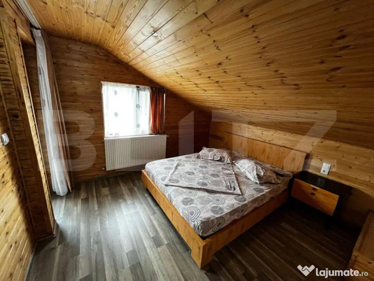 Casă cu 3 camere cu Teren 400 Mp în Beclean