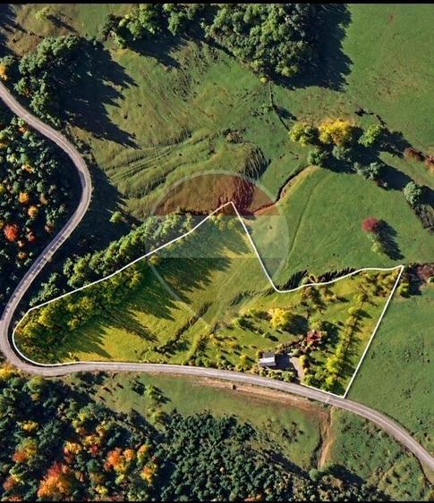 Teren Construcții intravilan de 7160 mp, în Tărlungeni
