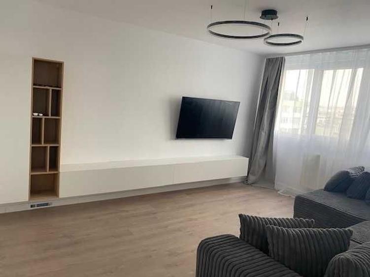 Apartament cu 2 camere decomandat în Ultracentral
