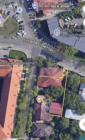 Casă individuală cu 20 camere cu Canalizare în Central