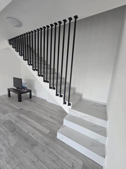 Duplex cu 4 camere cu Canalizare în Moșnița Nouă