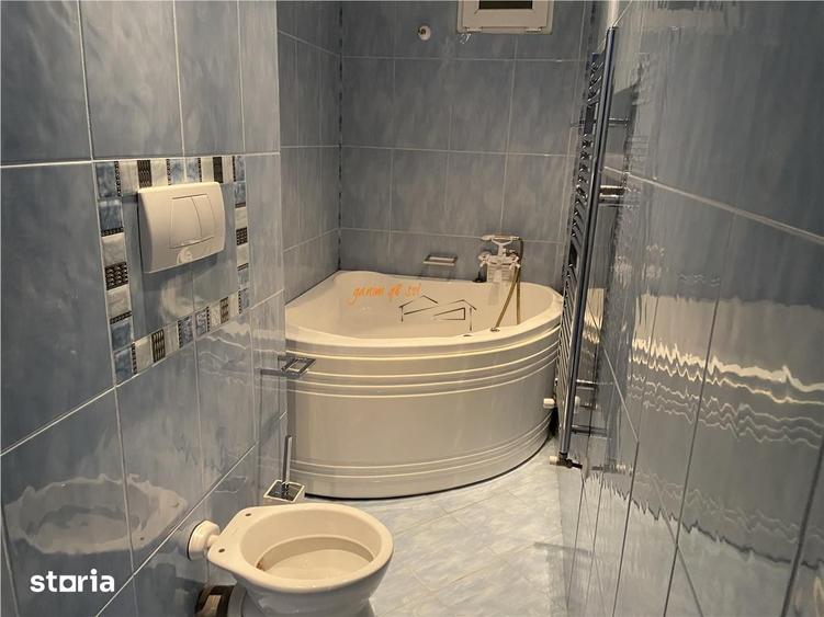 Apartament cu 3 camere decomandat în Ultracentral