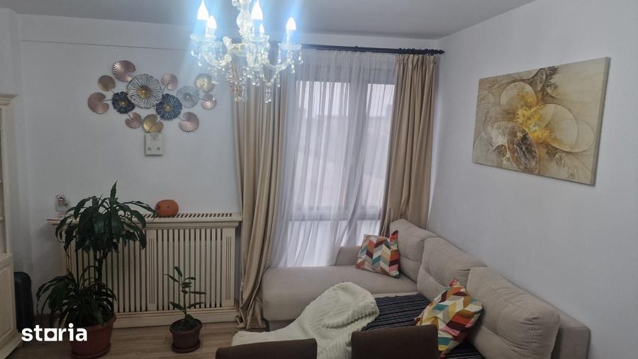 Apartament cu 3 camere în Democrației
