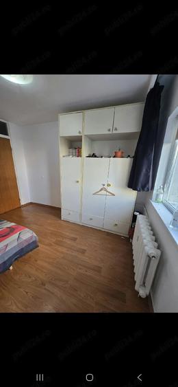 Apartament cu 3 camere decomandat în Obor