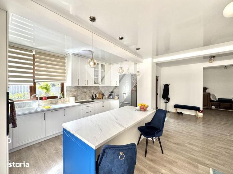 Casă cu 4 camere decomandat în Central