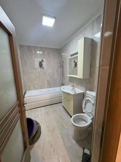 Apartament cu 2 camere decomandat în Florești