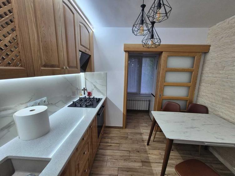 Apartament cu 2 camere decomandat în Burdujeni
