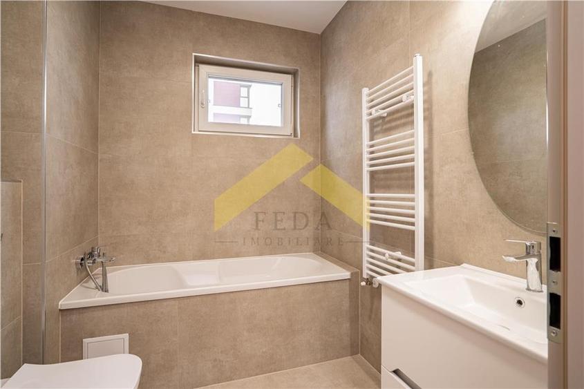 Apartament cu 3 camere semidecomandat, mobilat în UTA