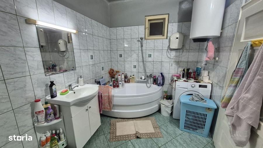 Casă cu 4 camere cu Teren 500 Mp în Titulescu