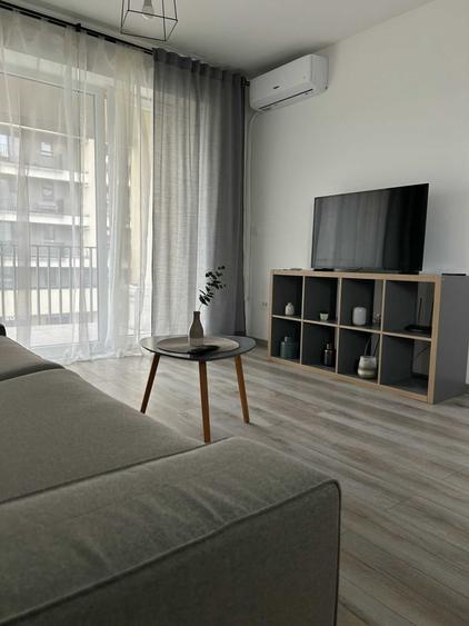 Apartament cu 2 camere decomandat în Avantgarden