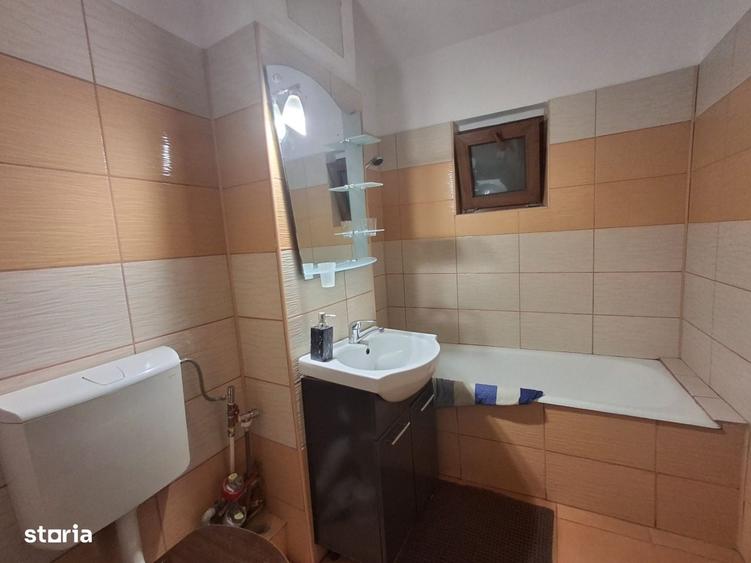 Apartament 3 camere, decomandat, de inchiriat Str. Amaradia /Lice - 6
