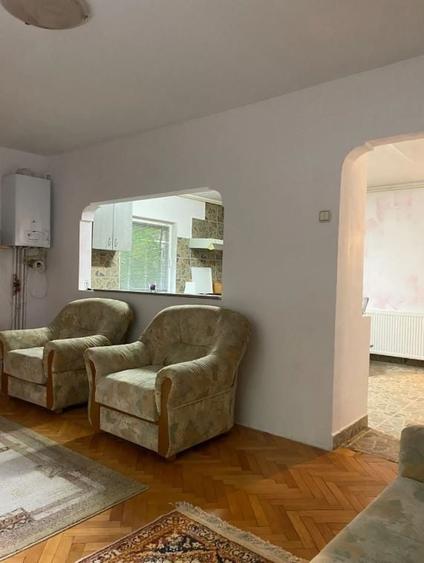 Apartament cu 2 camere decomandat, mobilat în Zorilor