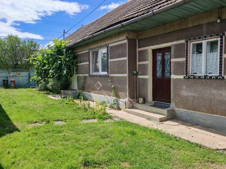Casă cu 4 camere în Sita Buzăului