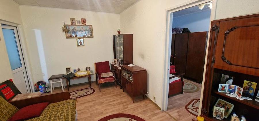 Apartament cu 2 camere nedecomandat în Malu Roșu