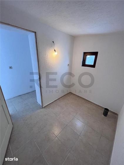 Casă cu 3 camere cu Teren 21984 Mp în Plopiș