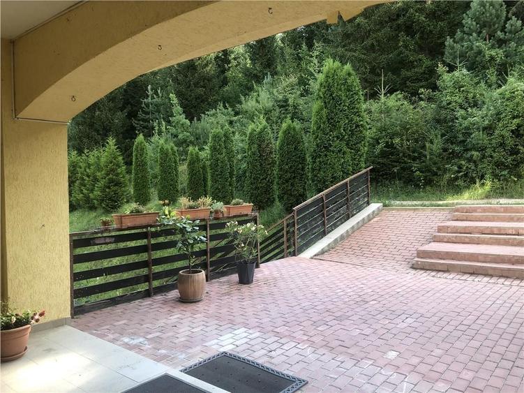 Apartament cu 2 camere în Cernatu