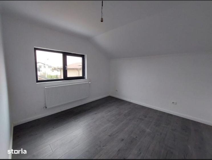 Casă cu 4 camere în Albești