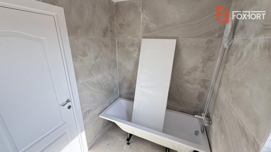 Duplex cu 4 camere cu Canalizare în Moșnița Nouă