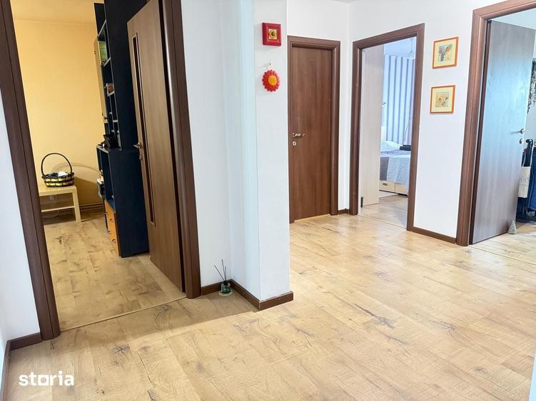 Apartament cu 4 camere în Central