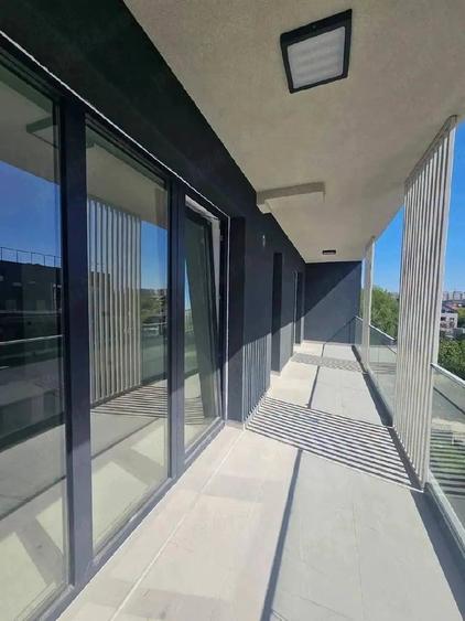 Apartament cu 2 camere semidecomandat în Titan