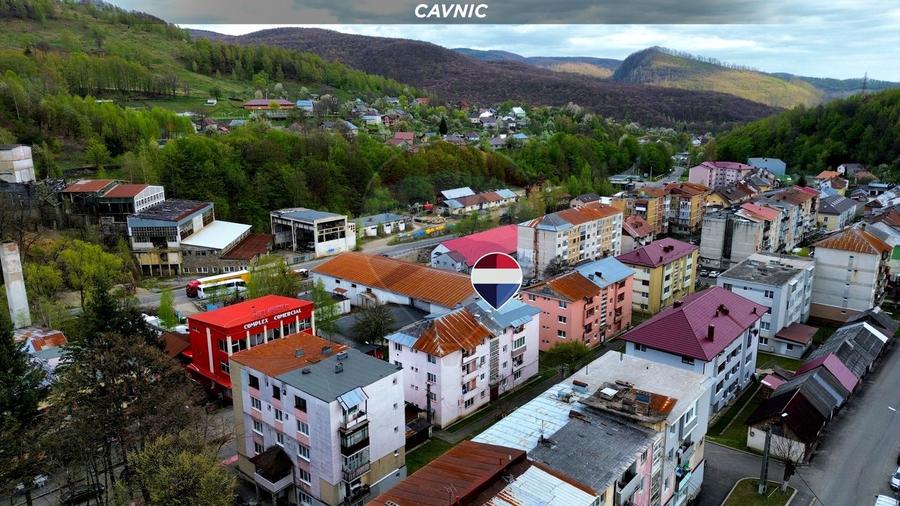 DE VANZARE: Apartament 3 camere central Cavnic | Ideal investitie - 1