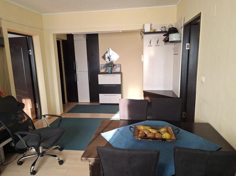 Apartament cu 2 camere decomandat în Rogerius