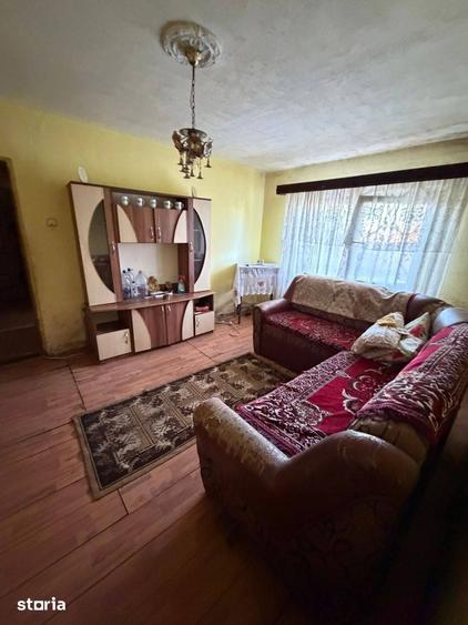 De vanzare apartament cu 2 camere situat la parter, Pret: 34.900euro - 1