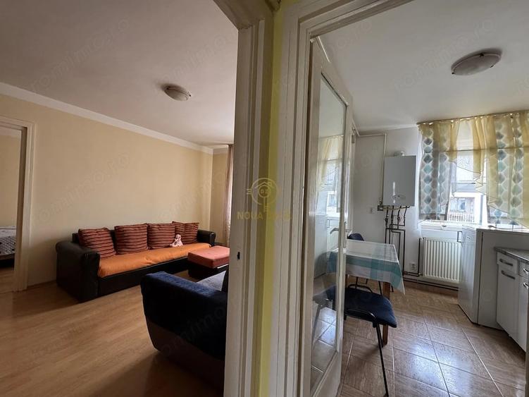 Apartament cu 3 camere decomandat în Central