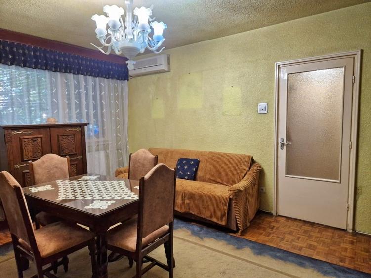 Apartament cu 3 camere semidecomandat, mobilat în Drumul Taberei