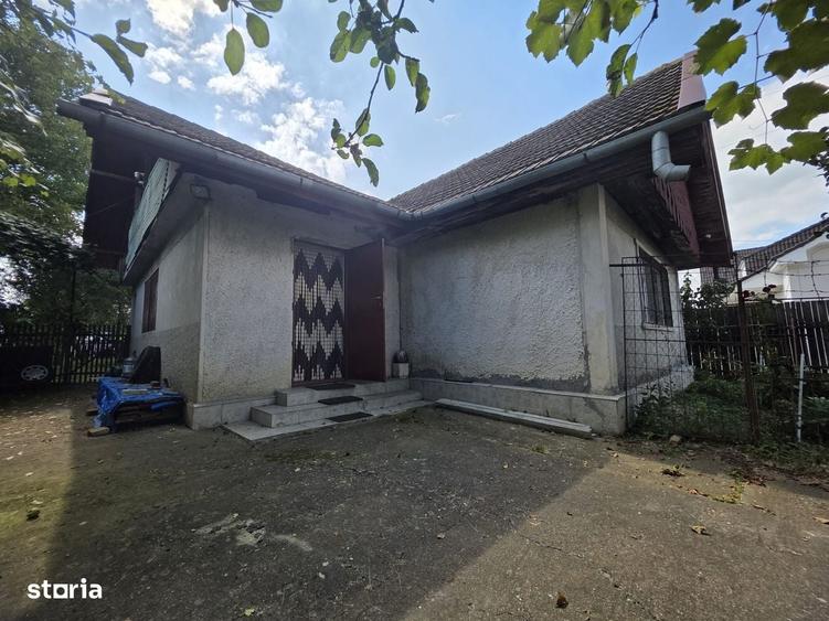 Casă cu 3 camere în Băcel