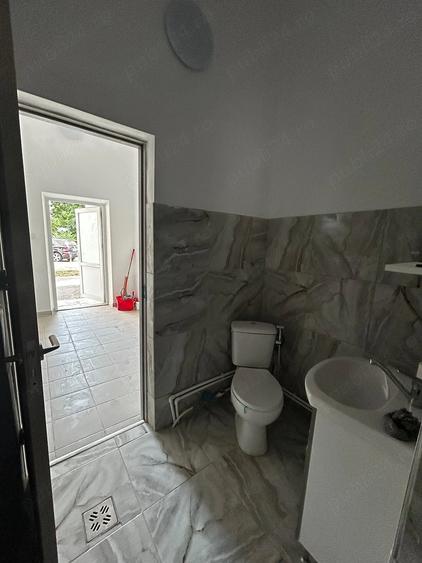 Spațiu comercial, de 48 mp, în Nicolina