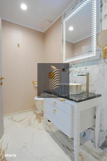 Casă cu Teren 1000 Mp în Central