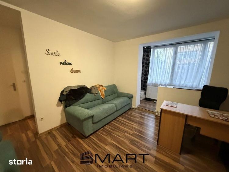 Apartament cu 3 camere semidecomandat, mobilat în Mihai Viteazul