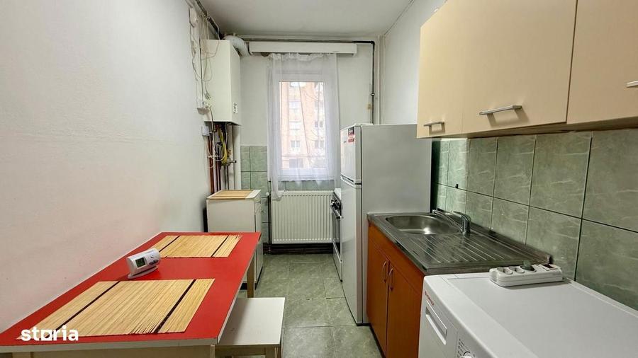 Garsonieră decomandată în Complex Studențesc