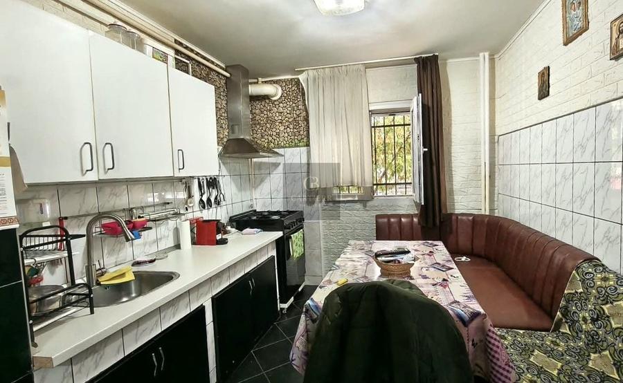 Apartament cu 2 camere semidecomandat în Rahova