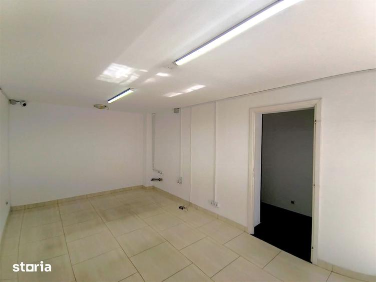 Spațiu comercial, de 60 mp, în Burdujeni