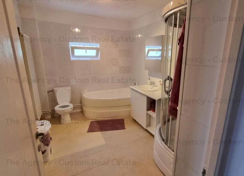 Casă individuală cu 5 camere decomandat cu Canalizare în Corbeanca