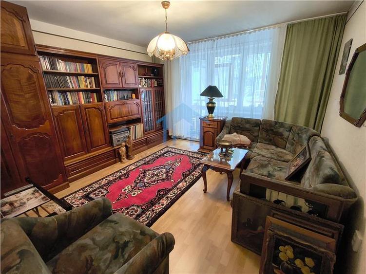 Apartament cu 3 camere decomandat în Gheorgheni — fotografia 3