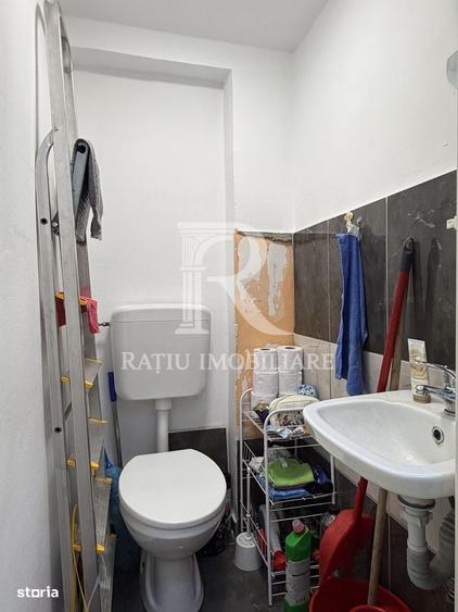 Spațiu comercial, de 35 mp, în Central