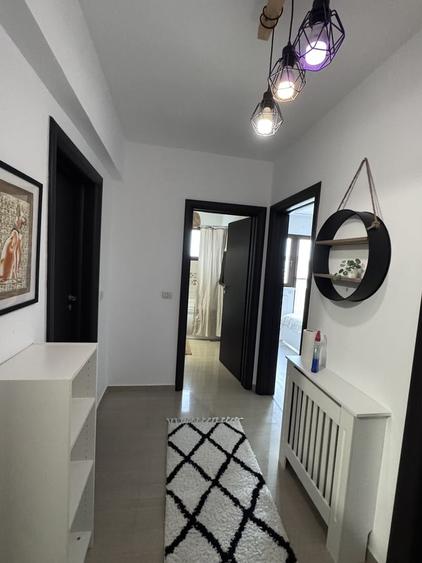 Apartament cu 2 camere decomandat în Fundeni