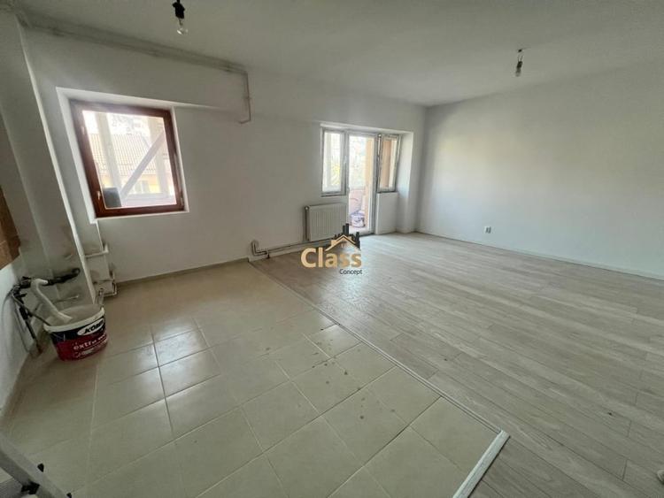 Apartament cu 3 camere decomandat în Baciu