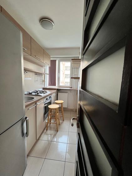 Inchiriez apartament 2 camere nedecomandat + boxa George Enescu - 15