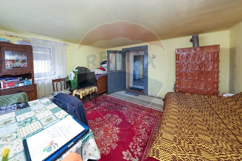 Casă cu 3 camere cu Teren 396 Mp în Ungra