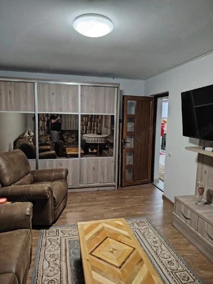 Apartament 60mp Nehoiu centru - 2