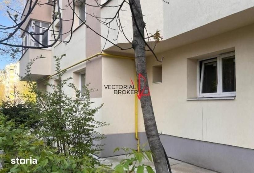 Apartament cu 4 camere decomandat în Pantelimon