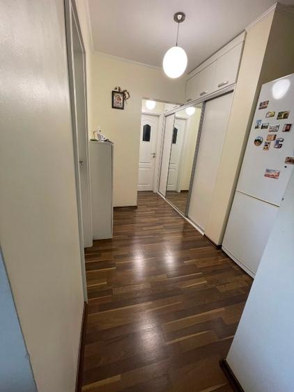 Apartament cu 2 camere decomandat în Inel I